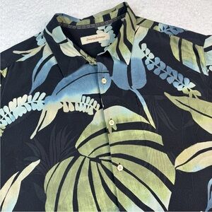 Tommy Bahama Silk Men’s‎ XL Floral Hawaiian Button Up Shirt Black Green Blue